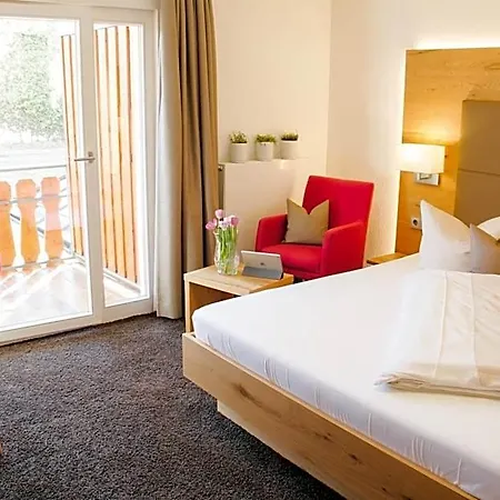 Hotel-restaurant Sennhütte Im Herzen Des Südschwarzwalds Hotel 3*