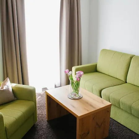 Hotel-restaurant Sennhuette Im Herzen Des Suedschwarzwalds