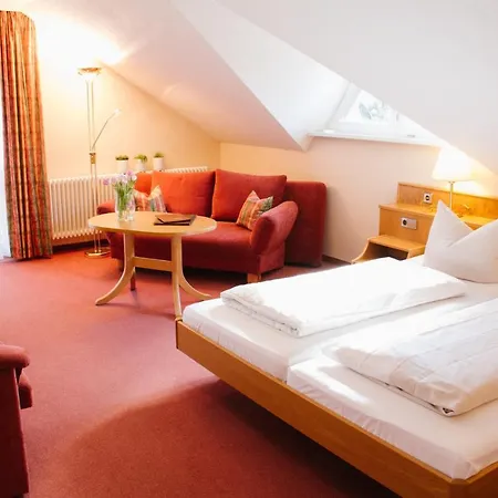 Hotel Hotel-restaurant Sennhuette Im Herzen Des Suedschwarzwalds 3*