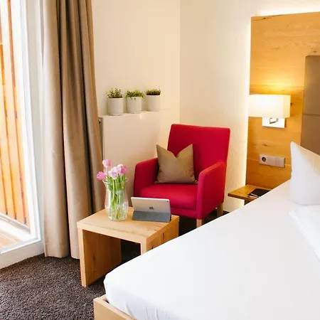 Hotel-restaurant Sennhuette Im Herzen Des Suedschwarzwalds